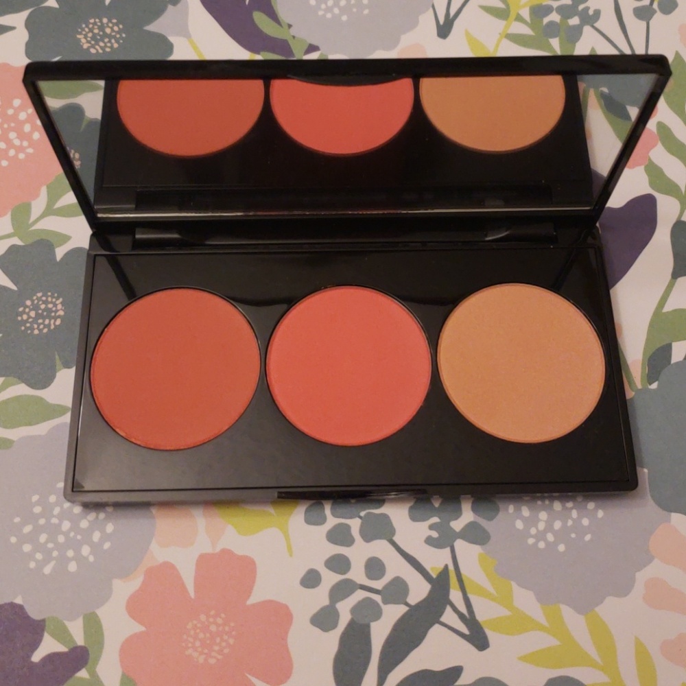SMASHBOX BLUSH AND HIGHLIGHT PALETTE